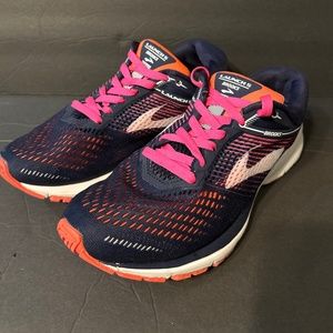 Brooks Women's Launch 5